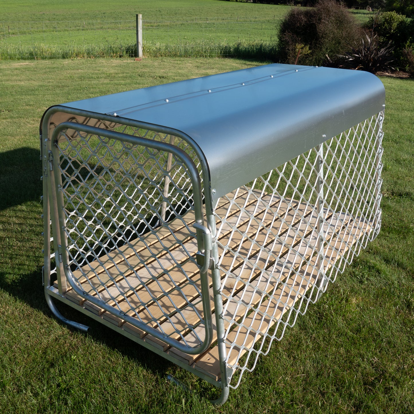 Outdoor Dog run the Aurora Run built to work with Thermokennel for every dog size