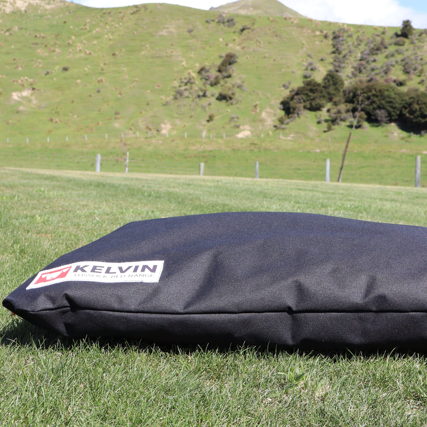 NZ Wool filled Tussock Mini Kennel Dog Bed