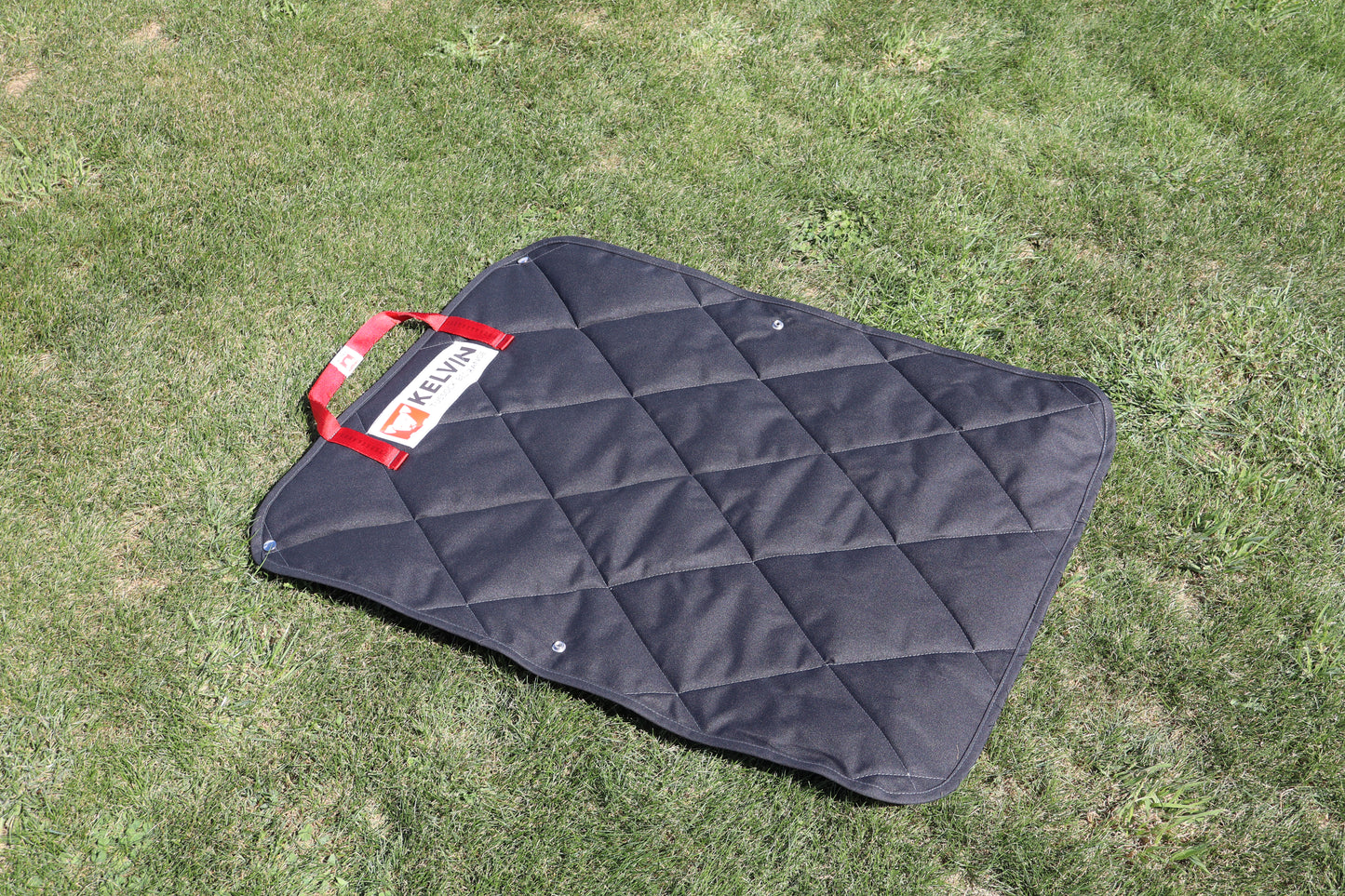 Quilted black canvas dog mat made from premium nz handmade products